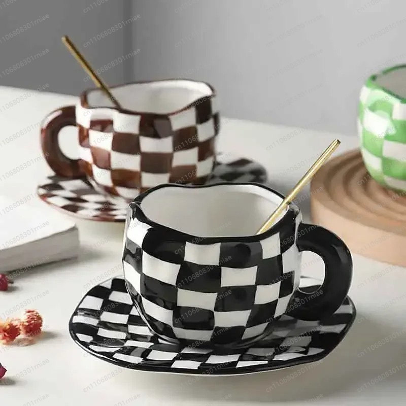 250ml Siyah Beyaz Alternatif K - Alternative To Coffee And Tea incelemesi ve fiyatı